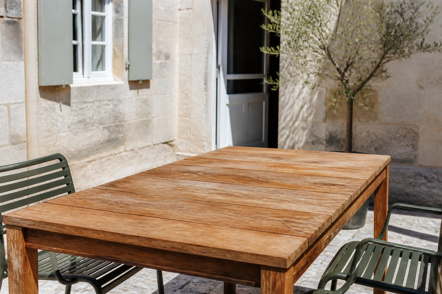 L'échoppe : le patio secret des amateurs de déco